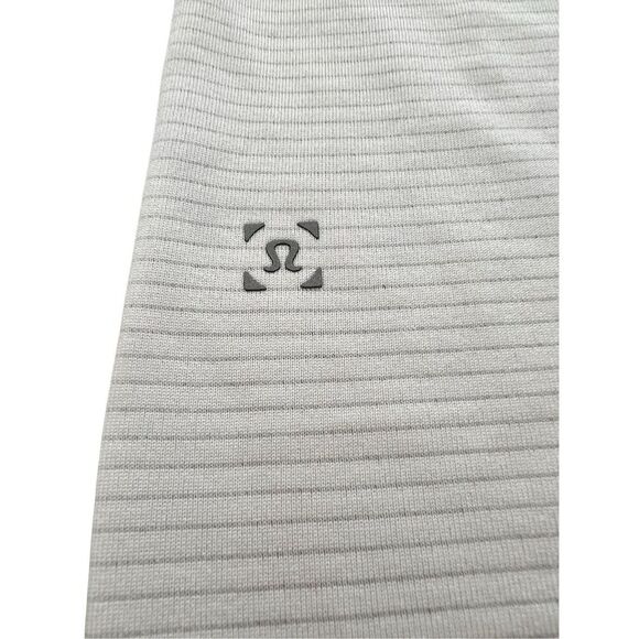 Lululemon Vent Tech Polo Shirt size L - Picture 4 of 7
